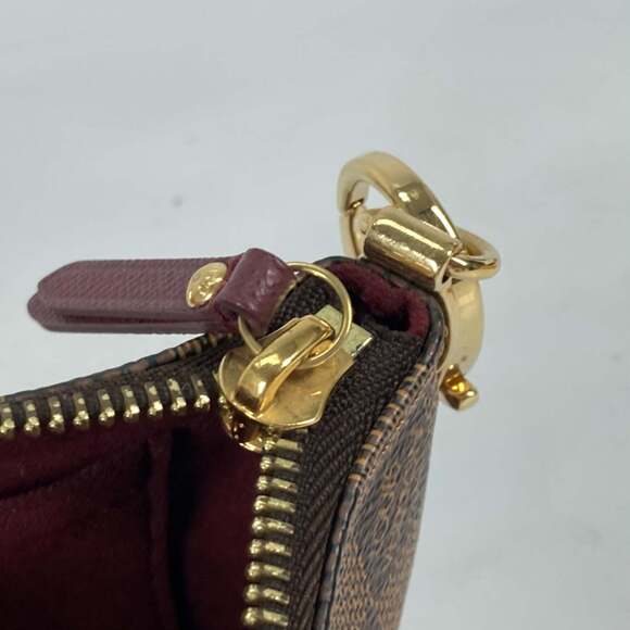 LOUIS VUITTON Authentic Brown Damier Canvas Pochette Shoulder Bag - Picture 13 of 15